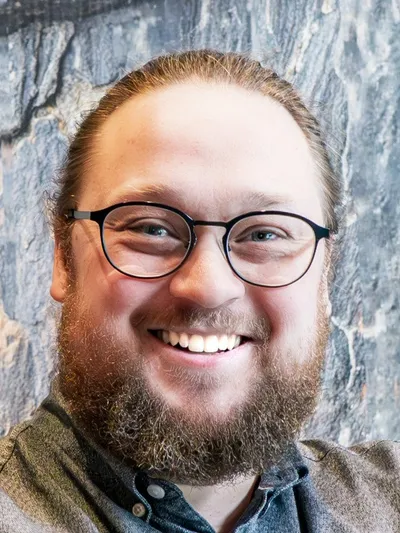 Kasper Hermann Due Stück